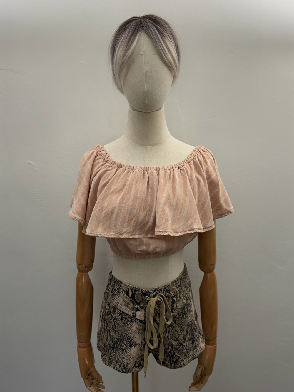 Knot Sisters Pink Stripe Off Shoulder Crop Top Women’s Size S Linen Blend Boho